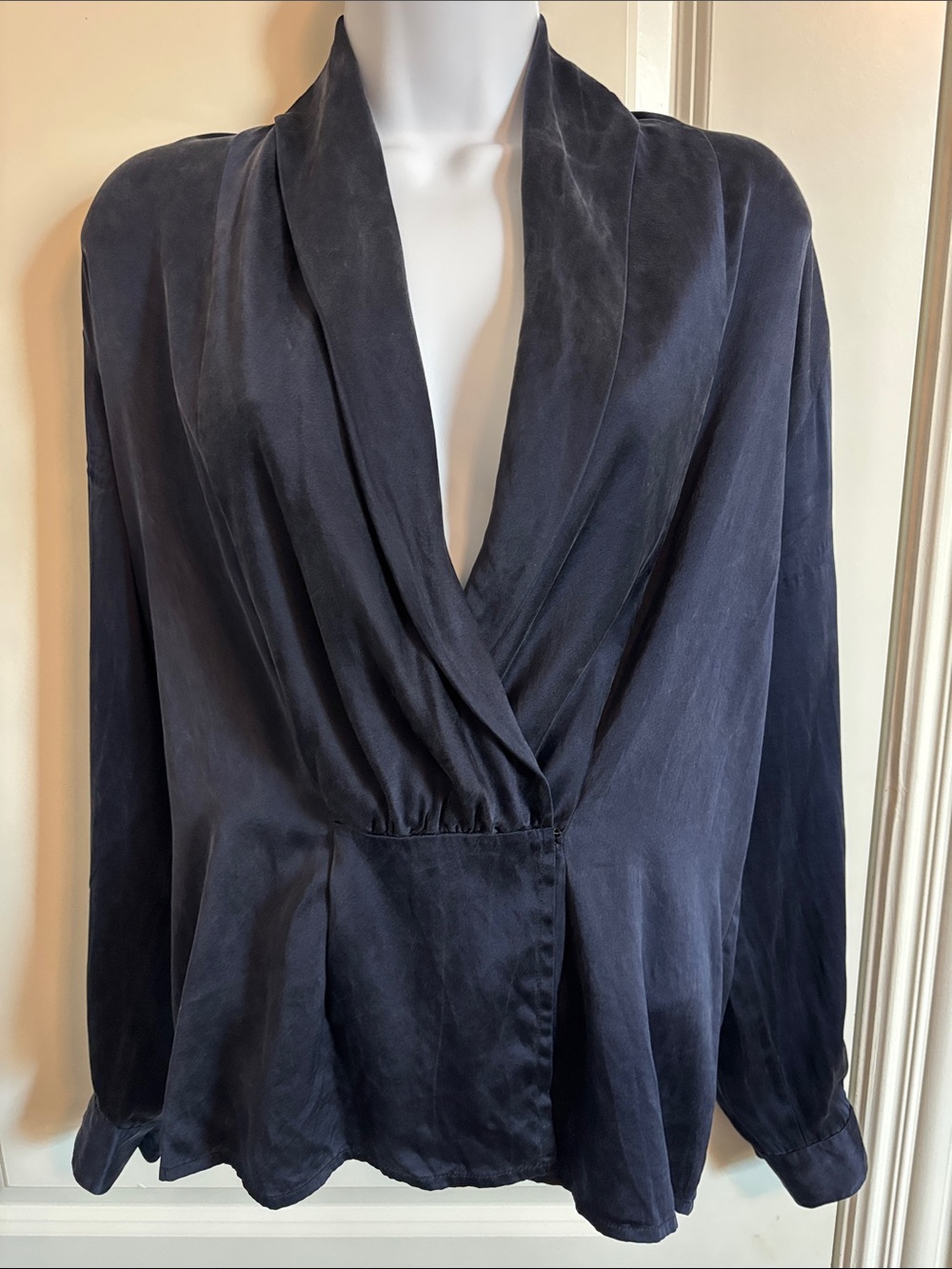 Anne Klein II Elegant 100% Silk Navy Wrap-Front Women's Blouse 8 (#39T)